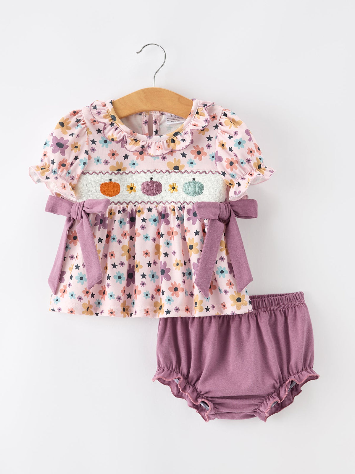 Girls Pastel Pumpkin Halloween Outfit Set – Ruffle Top & Purple Bloomers