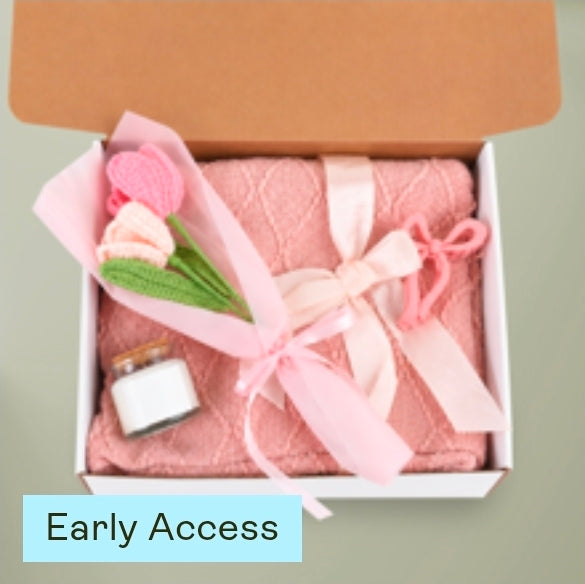 Blush & Bloom Gift Set — Candle, Cozy Blanket, Crochet Bouquet & Bow Clip