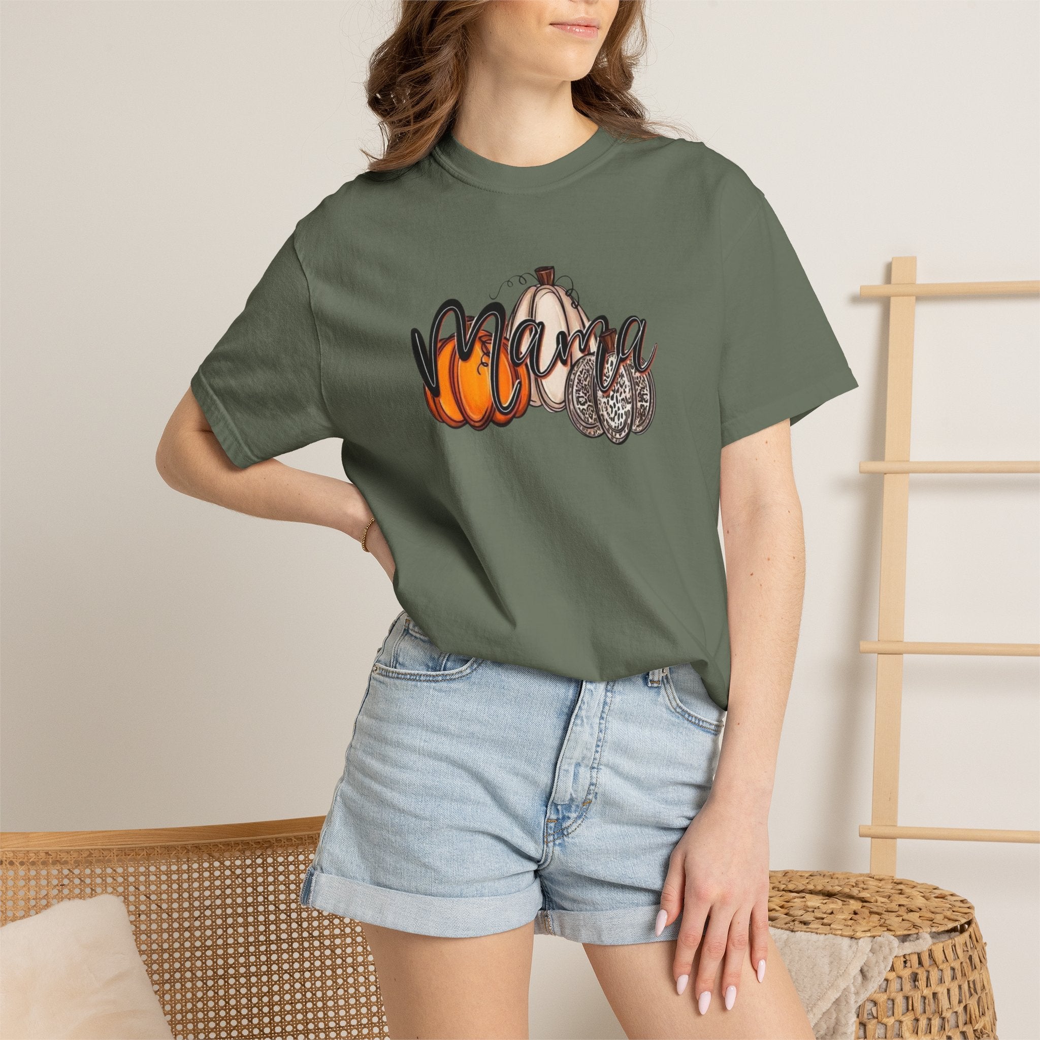 Mama Pumpkin Graphic T-Shirt — Fall Pumpkin Patch Tee