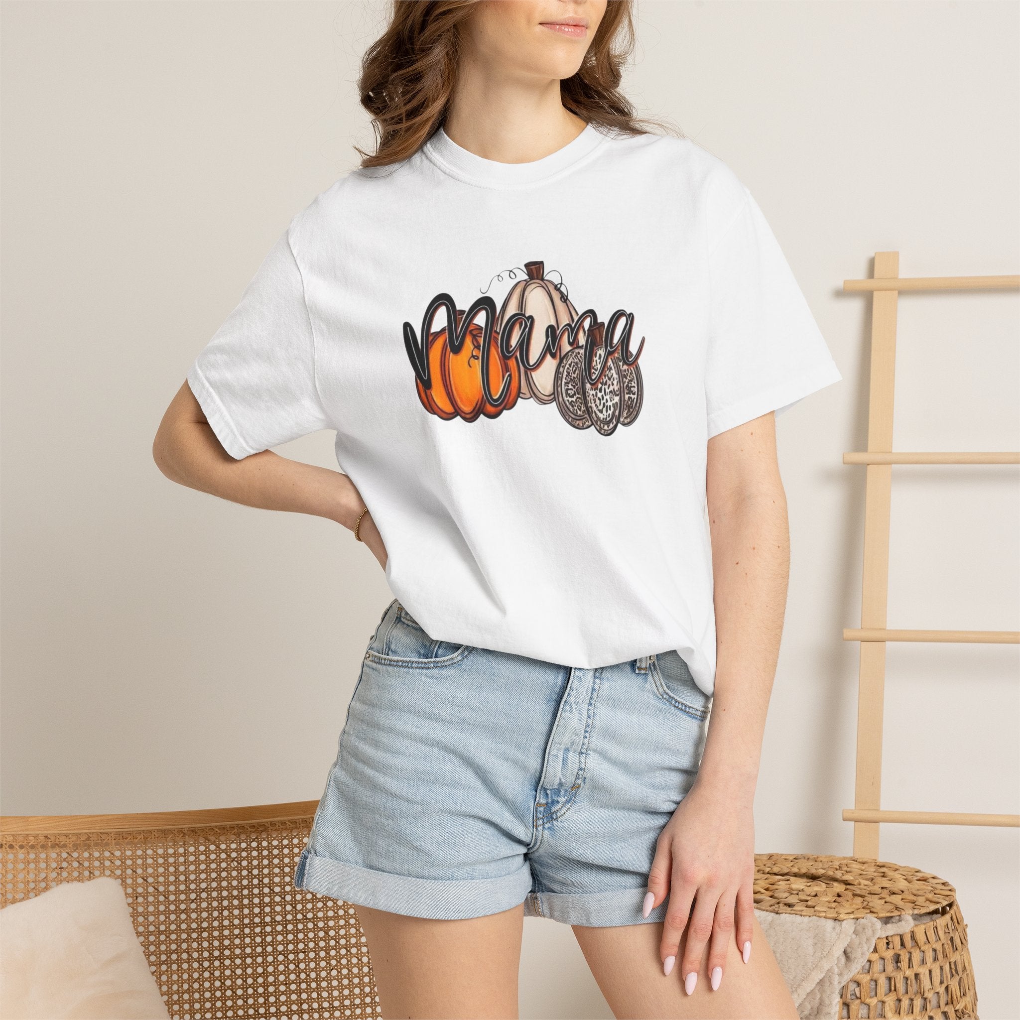 Mama Pumpkin Graphic T-Shirt — Fall Pumpkin Patch Tee