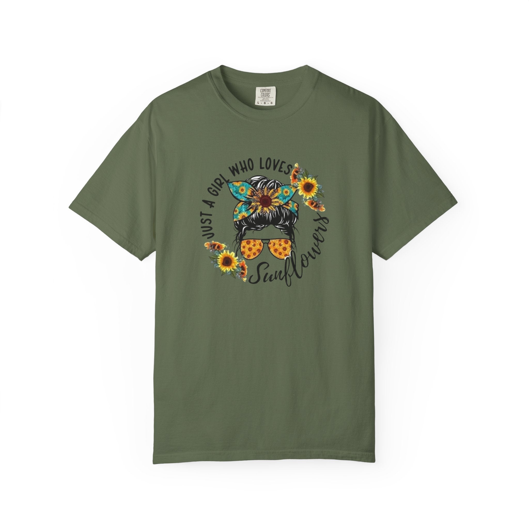 T-Shirt — "Just a Girl Who Loves Sunflowers" Graphic Tee