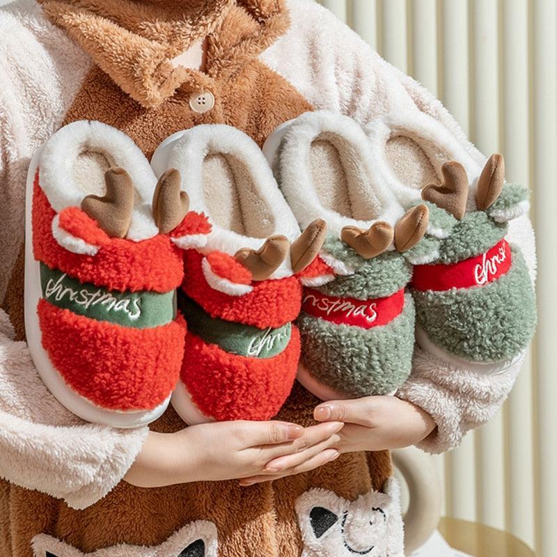 Christmas Reindeer Plush Slippers – Cozy Thick Sole Holiday House Shoes for Women & Men